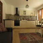 Willy Villy's Home- דירה
