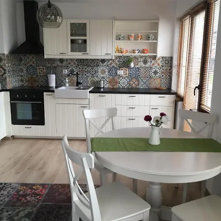 Willy Villy's Home- * Tschepelare