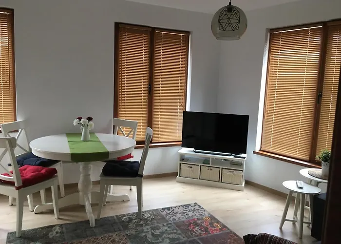 Willy Villy's Home- *